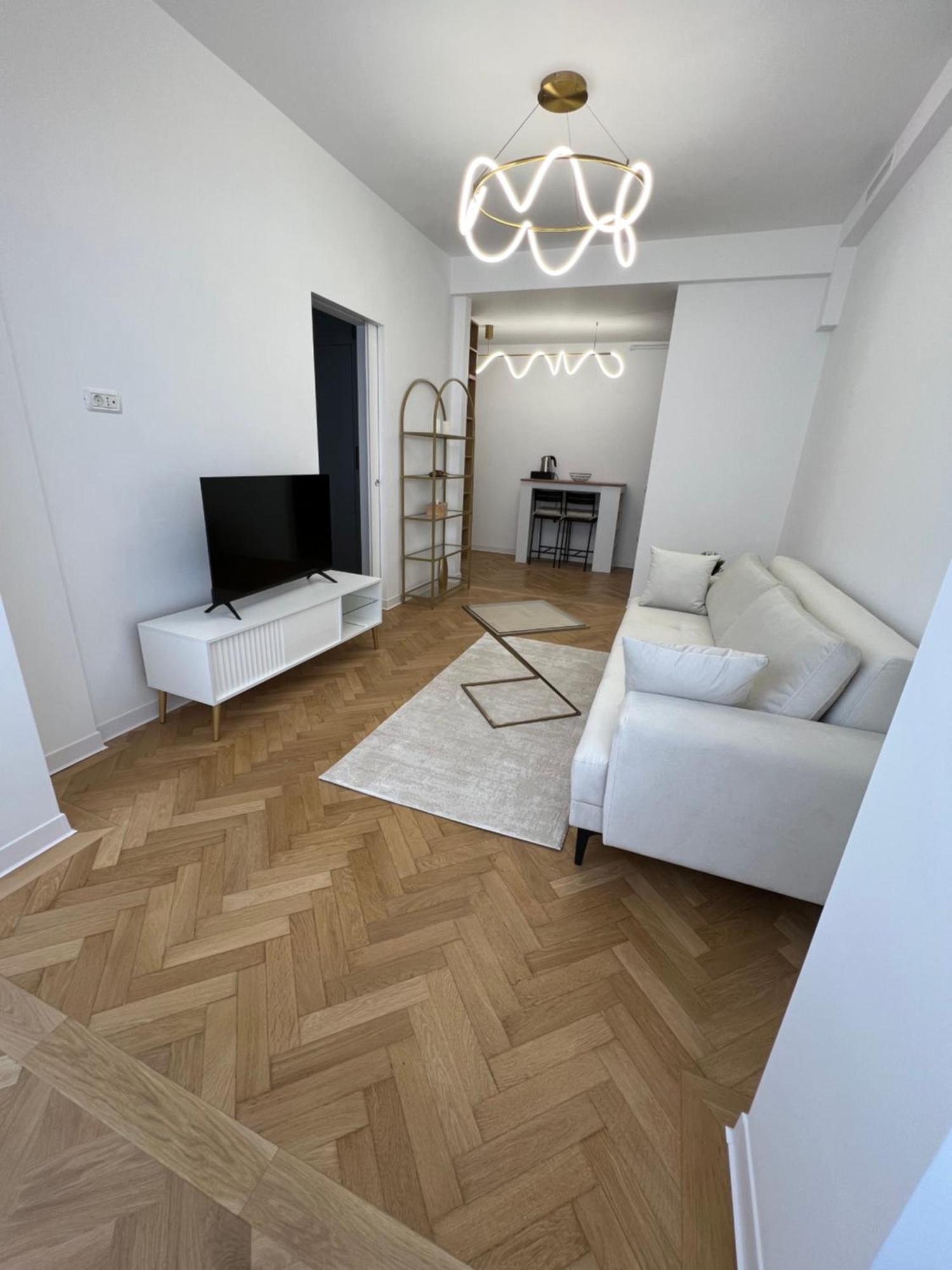 Bucharest City Center Apt Victoriei St Exterior photo